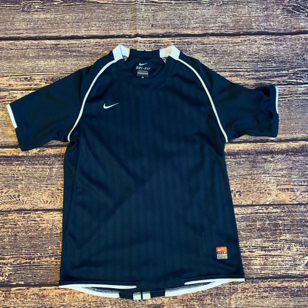 Boys size Medium Nike Jersey Athletic soccer top